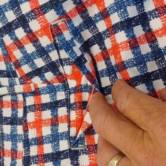 Crack wheat women's sz 6 shorts missing button - Picture 3 of 5